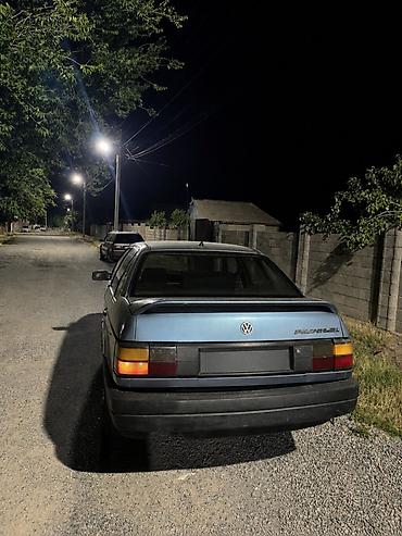 smart open: Volkswagen Passat: 1990 г., 1.8 л, Механика, Седан — 2