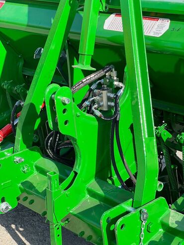 Toxum səpənlər: Özduman toxum səpən 2025 Tələsin 2025 model özdüman brendinə aid — 6