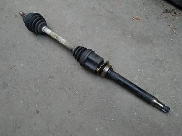 Car Parts: Lancia Musa 1.9 jtd desna poluosovina. Lancia Musa 1.9 jtd desna — 1