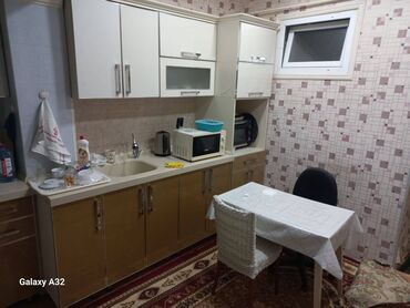 Köhnə tikili: Bakı, 2 otaqlı, Köhnə tikili, m. Əhmədli, 56 kv. m — 12