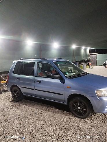 e500 124: Mazda Demio: 2001 г., Хэтчбэк — 3
