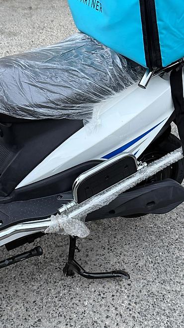 Мопеды, скутеры: Moped/skuter – şəhərdaxili sürüş və çatdırılma üçün ideal - Rəng — 3