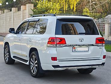 200: Toyota Land Cruiser: 2008 г., 5.7 л, Автомат, Газ, Внедорожник — 4