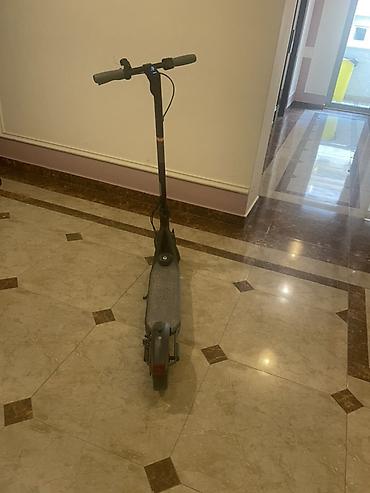 explore smart samokatları: Elektrik skuter – şəhər daxili rahat və çevik hərəkət üçün - Rəng — 4
