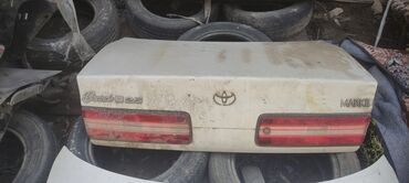 алтезы: Крышка багажника Toyota 2000 г., Б/у, цвет - Белый,Оригинал