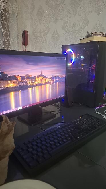 Masaüstü kompüterlər və iş stansiyaları: Masaüstü kompüter komplekti Texniki göstəricilər: - Prosessor: Intel — 6