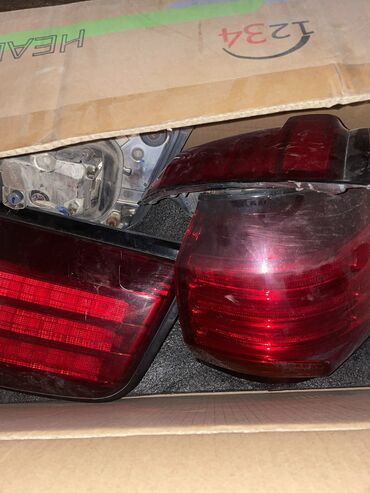 задние фары lx570: Комплект стоп-сигналов Lexus 2008 г., Оригинал
