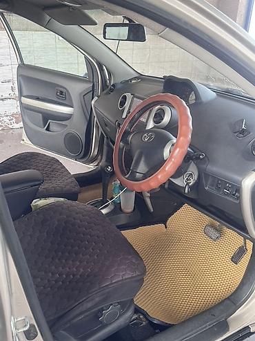 e klass: Toyota Ist: 2003 г., 1.5 л, Автомат, Бензин, Хэтчбэк — 10