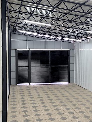 Коммерческая недвижимость: 155 м², С высокими потолками — 4