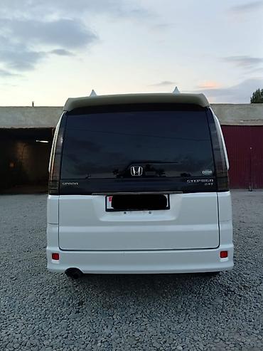 мото бокс: Honda Stepwgn: 2003 г., 2 л, Минивэн — 1