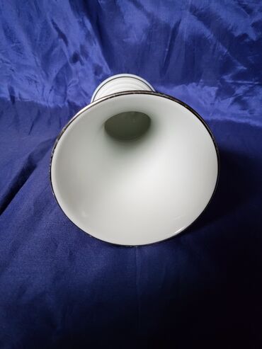 Ostali kućni dekor: Vaza nova Bavaria 70te. wunsiedel porcelan. Vaza je nova,sve na — 2