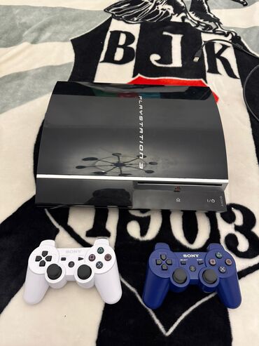 ps3 disklər: Playstation 3 : yaddaş 100 gb 2 eded Jostik içinde 3 oyun var