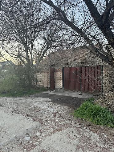 Продажа коттеджей и домов: Продается дом в центре города Ташкенская/ Тоголок Молдо . Участок 5,2 — 2