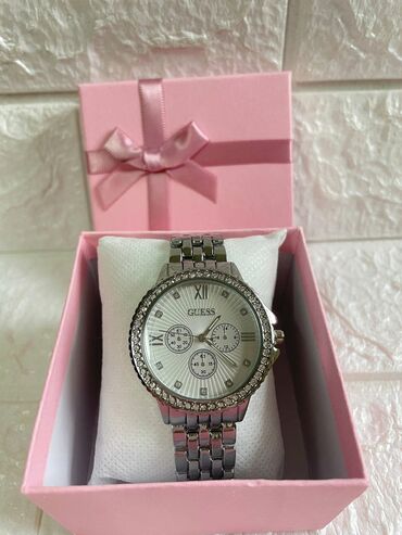 Ručni satovi: Cena: 2700 din (sa kutijom)
Cena:2500 din (bez kutije) — 13