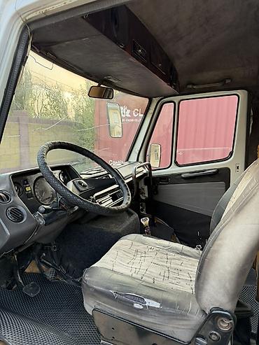 автобус кузов: Mercedes-Benz T1: 1990 г., 2.3 л, Механика, Дизель, Фургон — 5