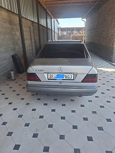 камри 44: Mercedes-Benz E-Class: 1993 г., 2.2 л, Механика, Бензин, Седан — 7