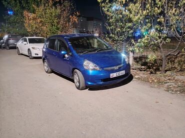 радиатор на тойота авенсис: Honda Fit: 2002 г., 1.5 л, Вариатор, Бензин, Хетчбек