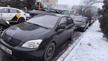 Toyota: Toyota Corolla: 2002 г., 1.6 л, Механика, Бензин, Хэтчбэк