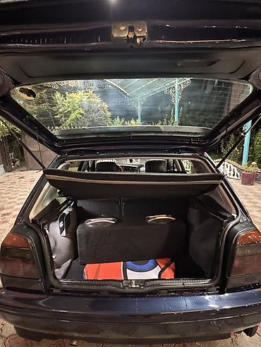 Продажа авто: Volkswagen Golf: 1995 г., 2 л, Автомат, Бензин, Хэтчбэк — 10