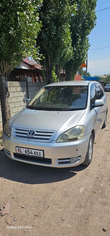 срочно срочно продаю машина: Toyota Ipsum: 2003 г., 2.4 л, Автоматтык, Бензин, Вэн/Минивэн
