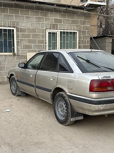 Mazda: Mazda 626: 1991 г., 2.2 л, Механика, Бензин, Седан — 7
