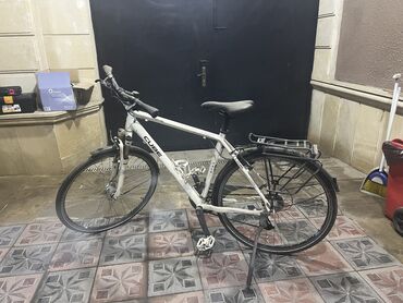 cube velo: İşlənmiş Şəhər velosipedi Cube, 28", sürətlərin sayı: 9, Ünvandan götürmə