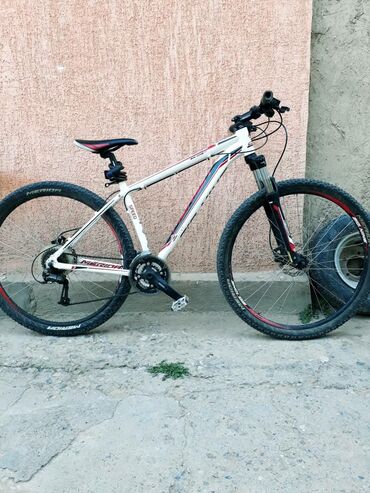 велосипед 29 дюймов: Продаётся велосипед Merida, 
29 размер колеса 
гидравлические тормоза