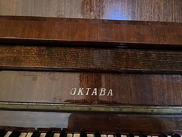 köhnə mebel satışı: Upright (divar tipli) pianino – OKTABA markası. - Korpus: tünd — 3