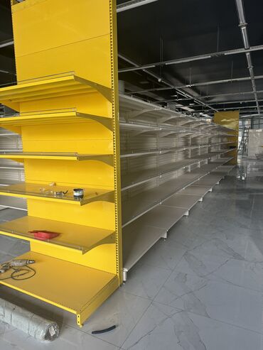 Стеллажи: Витрины, стеллажи, полки торговые металлические б/у, полка магазинная — 17