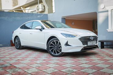 Hyundai: Hyundai Sonata: 2 l | 2022 il Sedan — 21