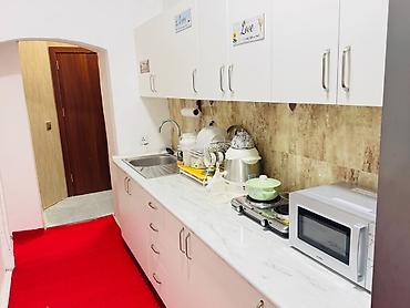 ayliq hostel: Merkezde, Nizami metrosuna 8 d Sahil metrosuna 15 d mesafede — 8