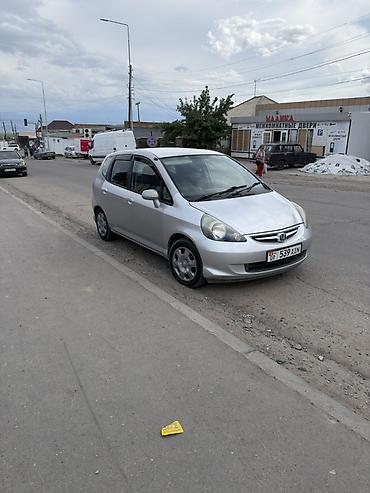 фит 2010 левый: Honda Fit: 2003 г., Автомат, Бензин, Хэтчбэк — 1