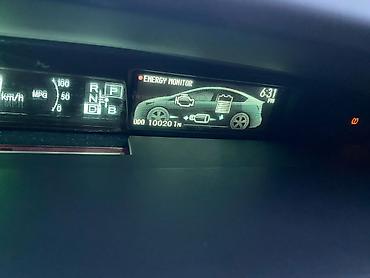 Toyota: Toyota Prius: 2012 г., Гибрид — 2