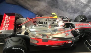 Avtomobil modelləri: Коллекционная модель McLaren Mercedes MP4-23 #23 Vodafone team H — 14