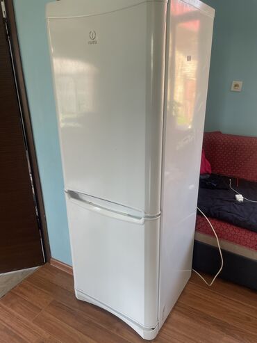 холодильники в оше: Холодильник Indesit, Б/у, Side-By-Side (двухдверный)