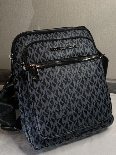 зажим для галстука: Мужские сумки через плечо 1) Michael Kors с монограммой MK - Формат