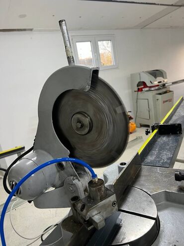 Cirkulari: Ger Masina za secenje industrijska Ispravna Novi Sad Akcija — 7