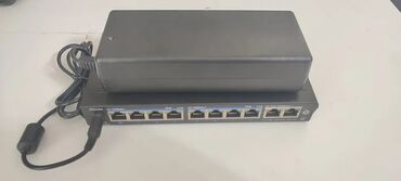 вай фай роутер мегаком цена: 8 портовый PoE switch (+2 сетевых) коммутатор. В комплекте кабель и