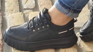 Women's Sneakers and athletic shoes: 41 — 10
