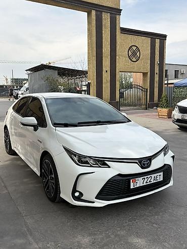 corolla s: Toyota Corolla: 2023 г., 1.8 л, Вариатор, Гибрид, Седан — 2