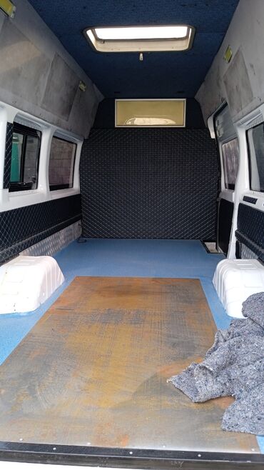 Ford: Ford Transit: 2009 г., 2.4 л, Механика, Дизель, Фургон — 5