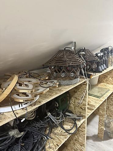 Люстры: Люстры, светильники и освещения разные. Г Ош, все Б/У — 5