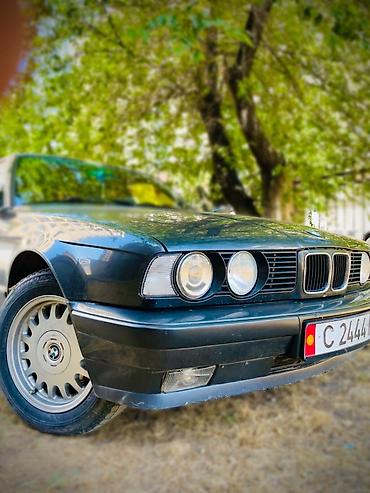 bud e9: BMW 5 series: 1989 г., 2.5 л, Механика, Бензин, Седан — 4