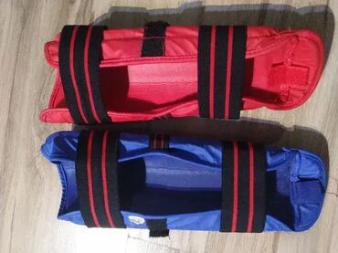 Borilački sportovi: 1. Štitnici za noge za Borilacke sportove novi ima po jedan komad 2 — 7