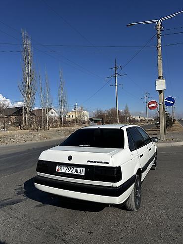 Volkswagen: Volkswagen Passat: 1991 г., 1.8 л, Механика, Бензин, Седан — 5