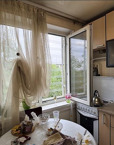 45: 3 комнаты, 58 м², 10 мкр 104 серия, 4 этаж, Евроремонт — 3