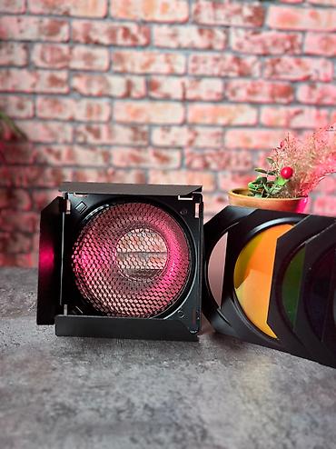 Другие аксессуары для фото/видео: Продается стойка 2,8 метра, ( толстый а не тонький) 35мм и держатель — 13