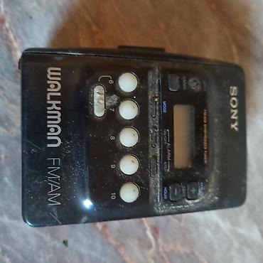 Pojačala i prijemnici: RADIX Delta 2000 – satelitski risiver + Sony Walkman FM/AM Opis: - — 4