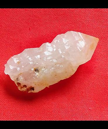 Kristali i minerali: Prirodni kvarcni kristal – sirovi komad - Materijal: prirodni kvarc — 17
