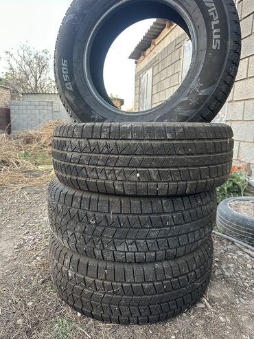 шин на камаз: Продам резину зима ❄️ размар 265/65/17 брали новой состояние